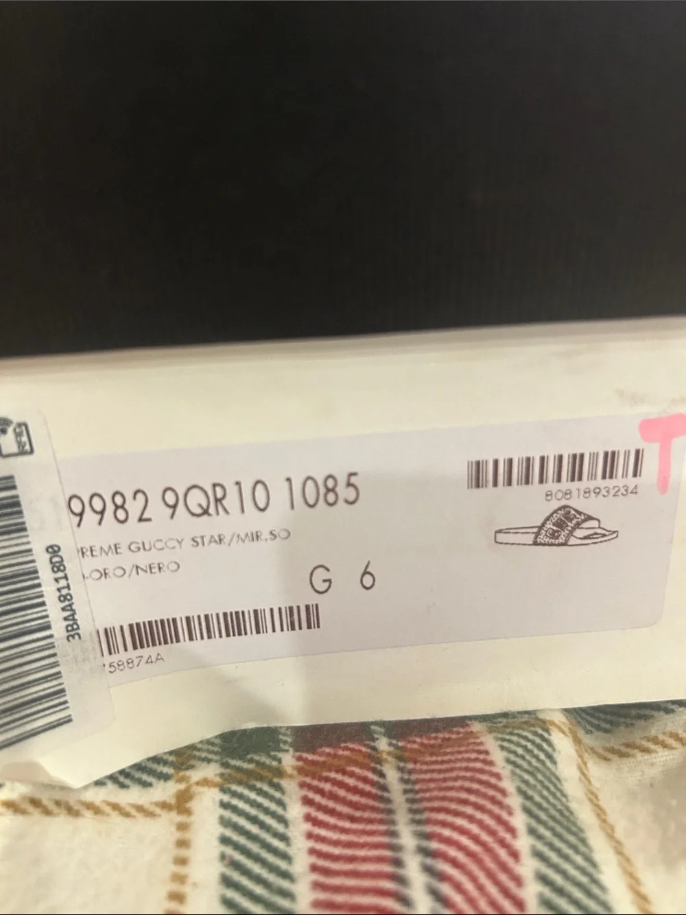 Authentic Gucci Men slides size 6/women size 8